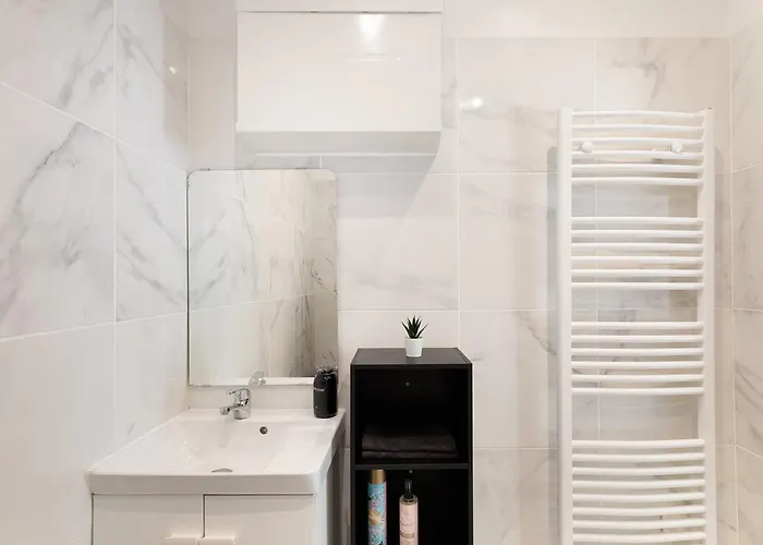 Confort Et Elegance A 17 *