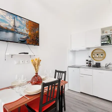 Appartement Confort Et élégance à 17 *
